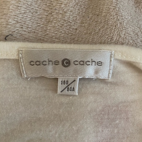 White Print T-Shirt Size Small - Picture 6 of 6